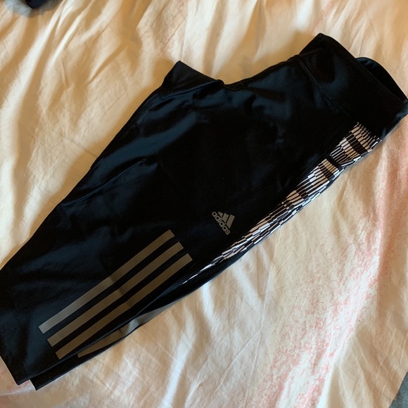 ADIDAS lot of TWO workout leggings - Picture 6 of 11